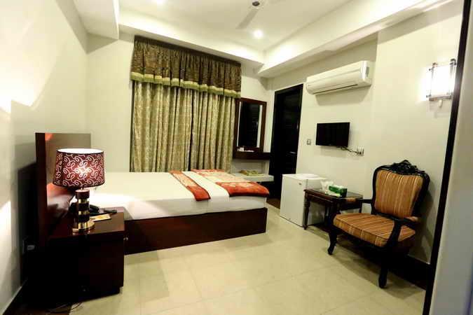 Hotel Multan Continental 외부 사진
