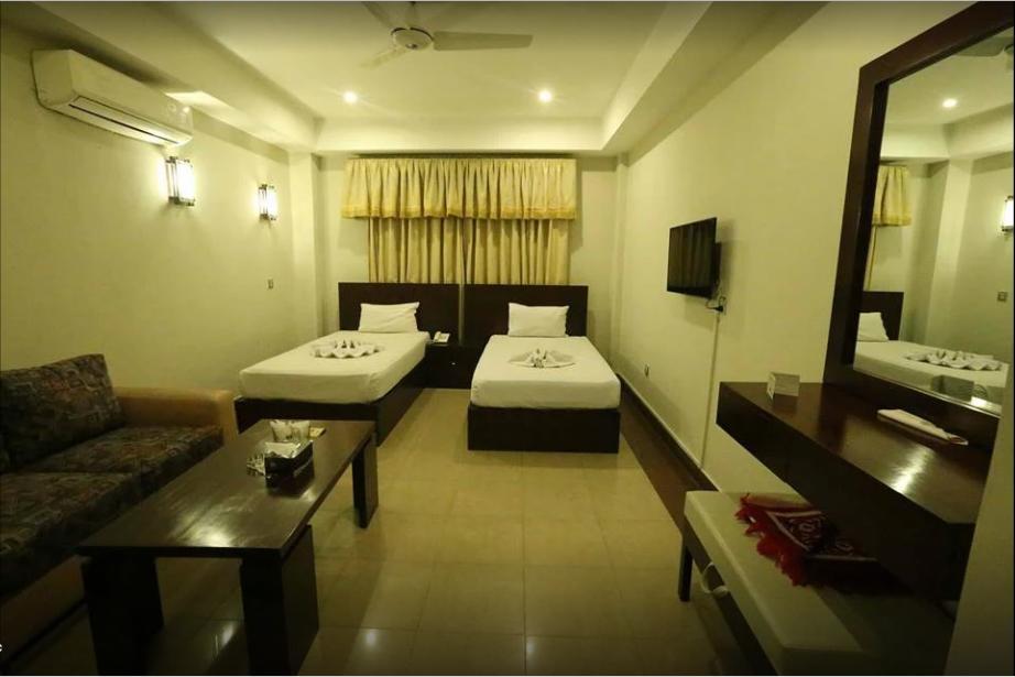 Hotel Multan Continental 외부 사진